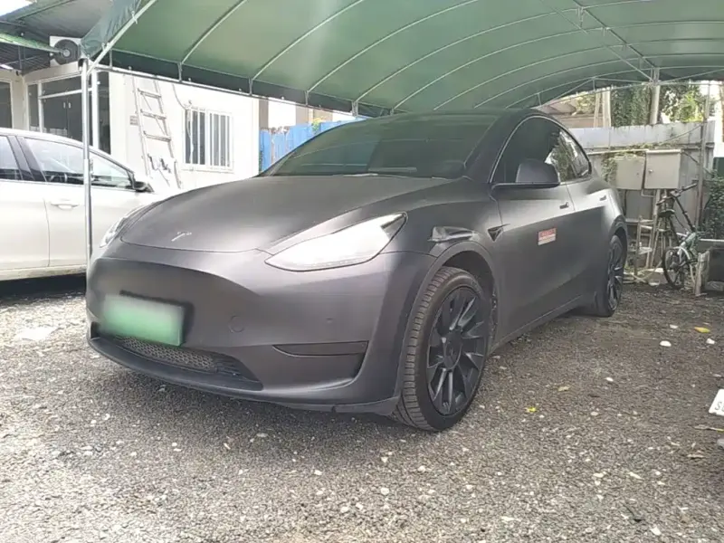 Tesla Model Y, 2022