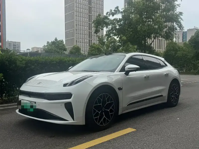 Zeekr 001, 2024