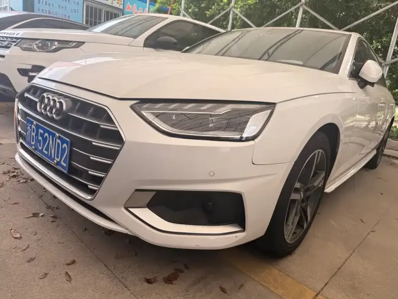 Audi A4L, 2021
