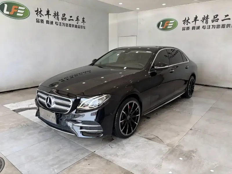 Mercedes-Benz E-Class, 2019 — фото 1