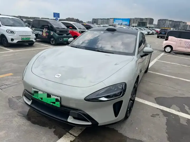 Xiaomi SU7, 2025