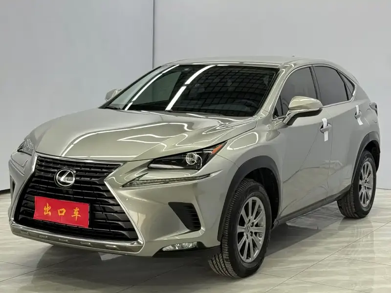 Lexus NX, 2021