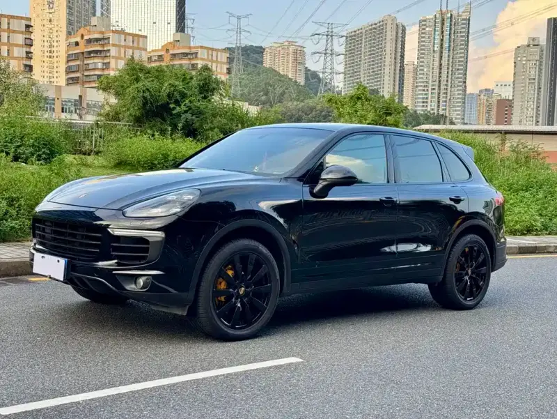 Porsche Cayenne, 2015