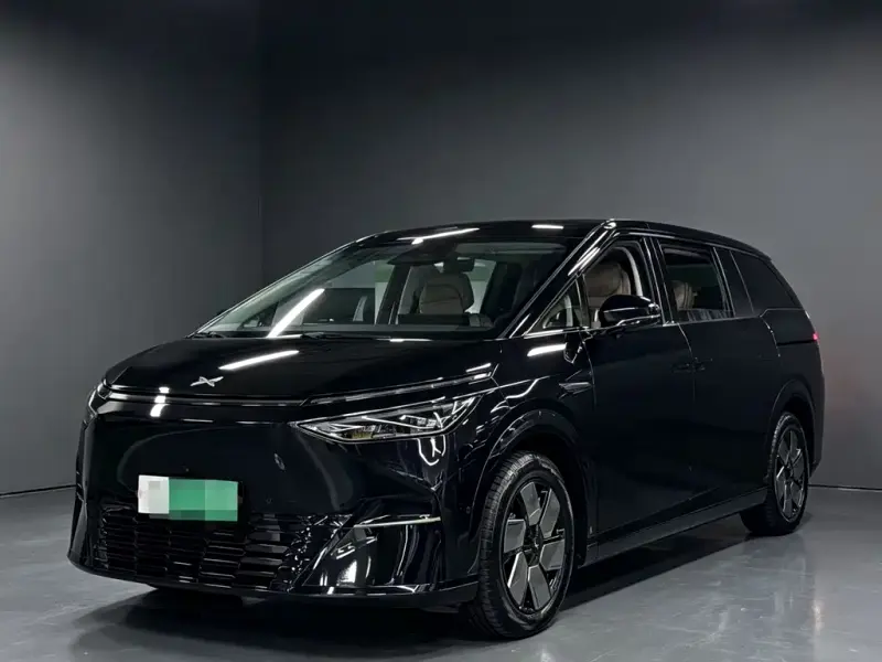 XPeng X9, 2024