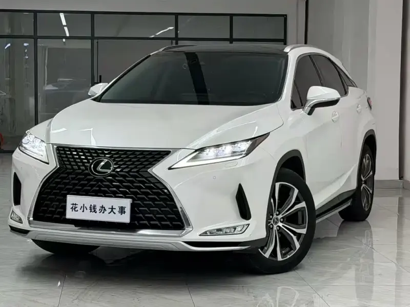 Lexus RX, 2021