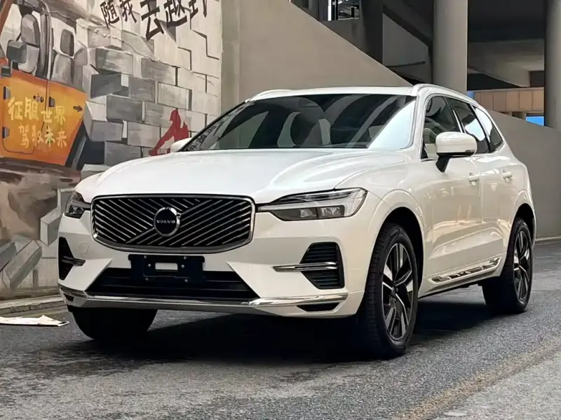 Volvo XC60, 2025