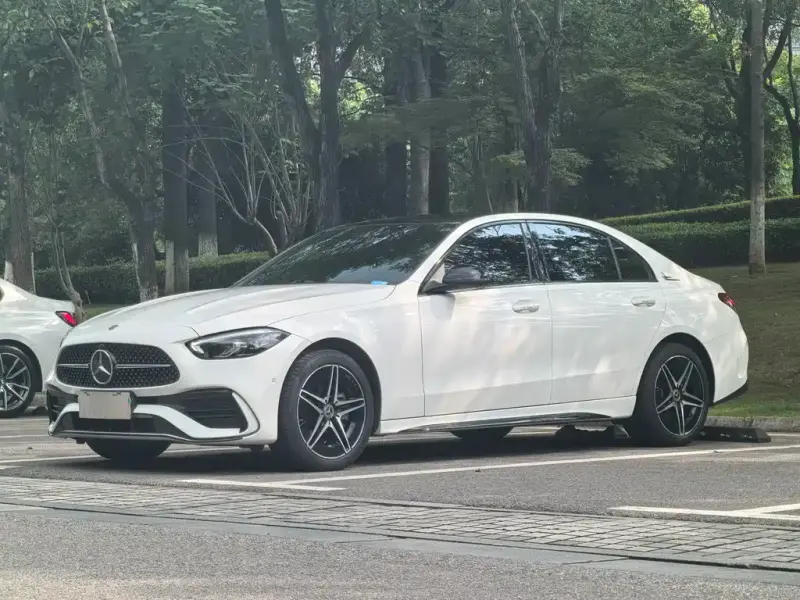 Mercedes-Benz C-Class, 2025