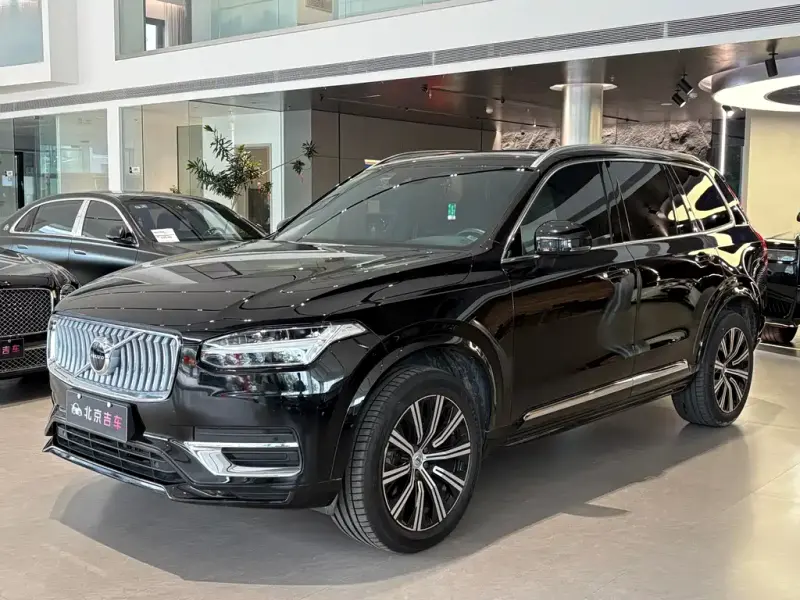 Volvo XC90, 2022