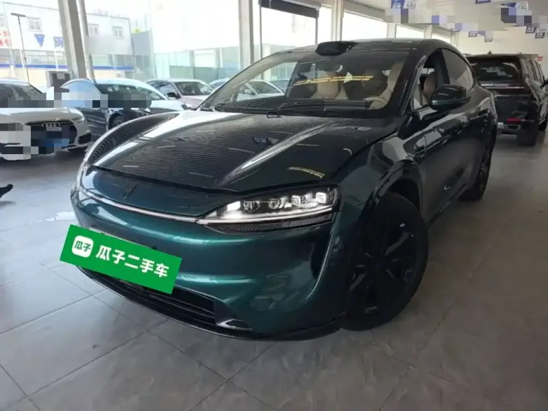 Luxeed Zhijie R7, 2025