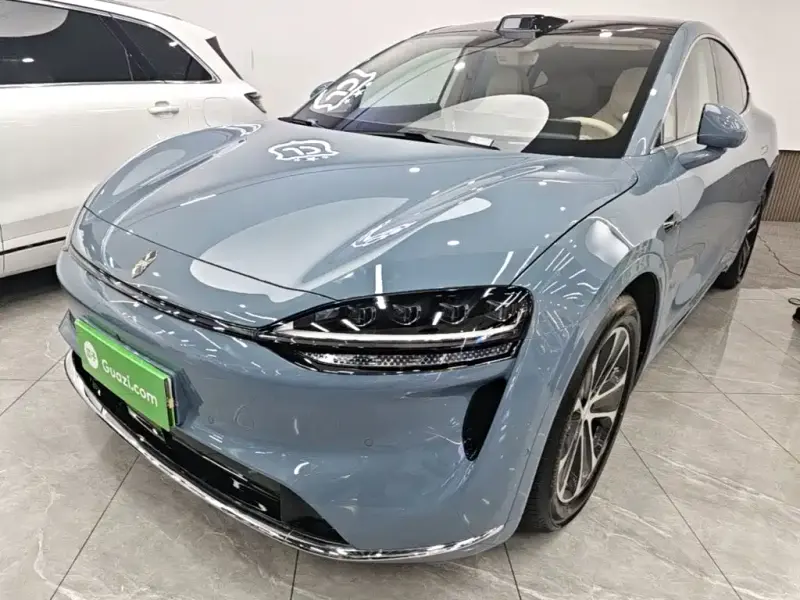 Luxeed Zhijie R7, 2025