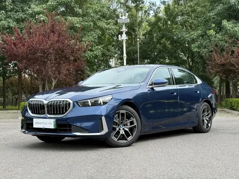 BMW i5, 2024