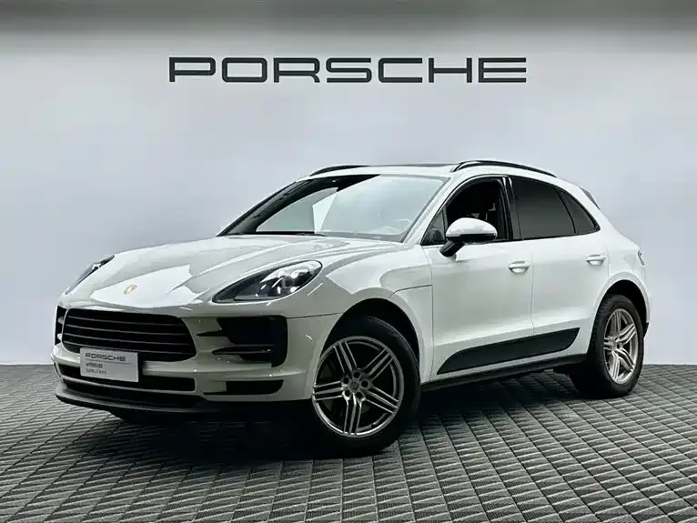 Porsche Macan, 2022 — фото 1