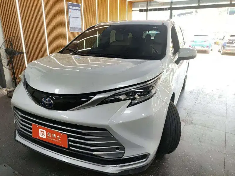 Toyota Sienna, 2022