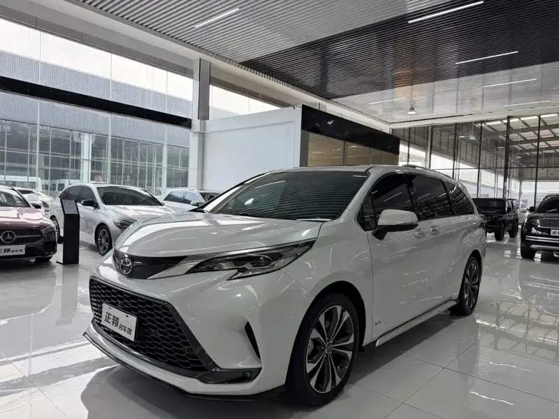 Toyota Granvia, 2025