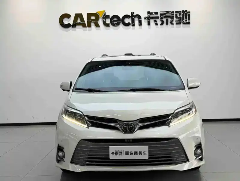 Toyota Sienna, 2020