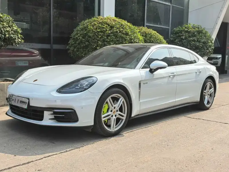 Porsche Panamera Hybrid, 2020 — фото 1