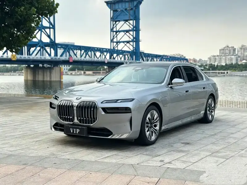 BMW i7, 2023
