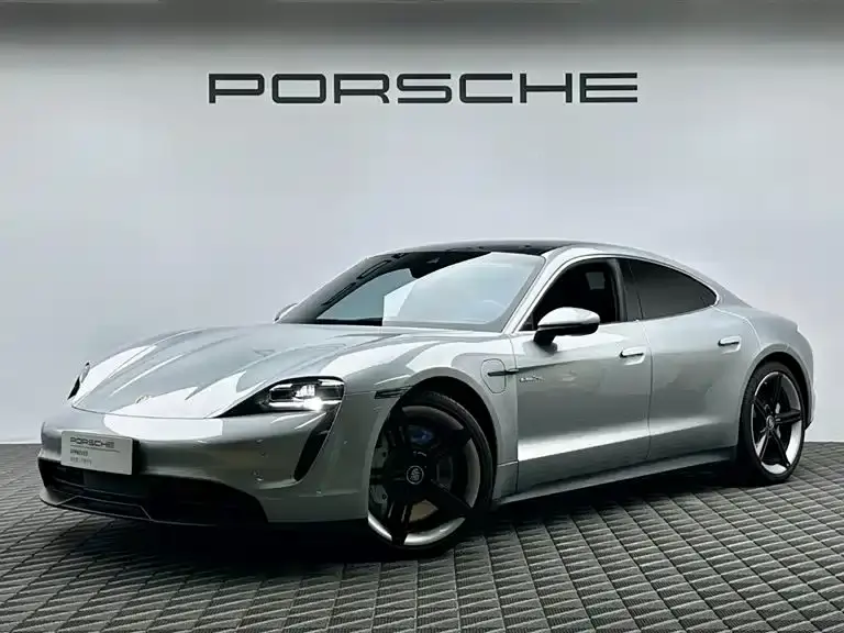 Porsche Taycan, 2021