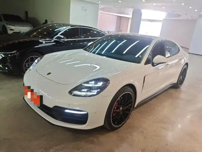 Porsche Panamera, 2022