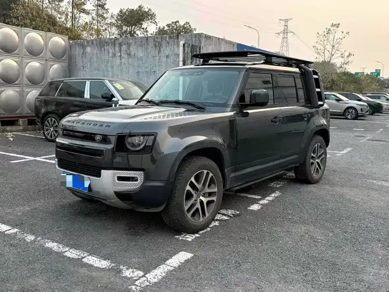 Land Rover Defender, 2022