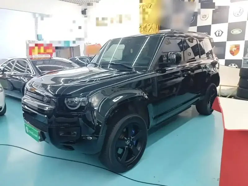 Land Rover Defender, 2024