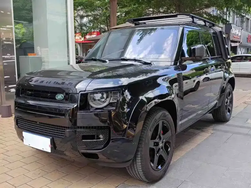 Land Rover Defender, 2025