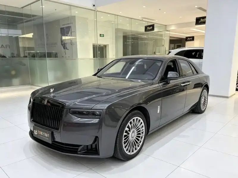 Rolls-Royce Ghost, 2011