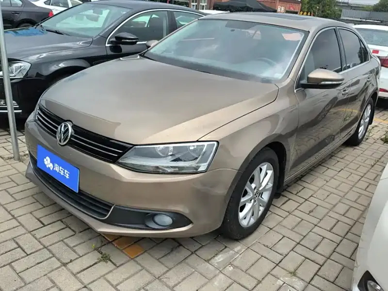 Volkswagen Sagitar, 2013