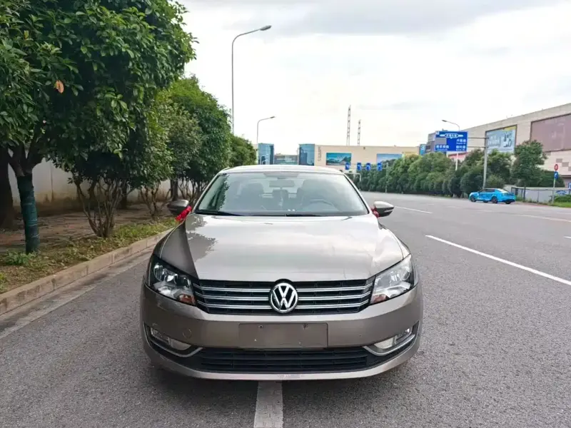 Volkswagen Passat, 2013