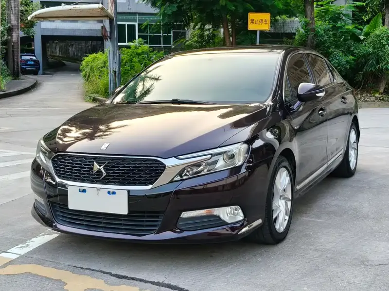 DS 5LS, 2015