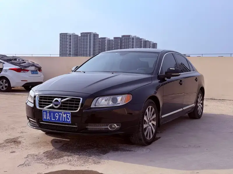 Volvo S80L, 2012