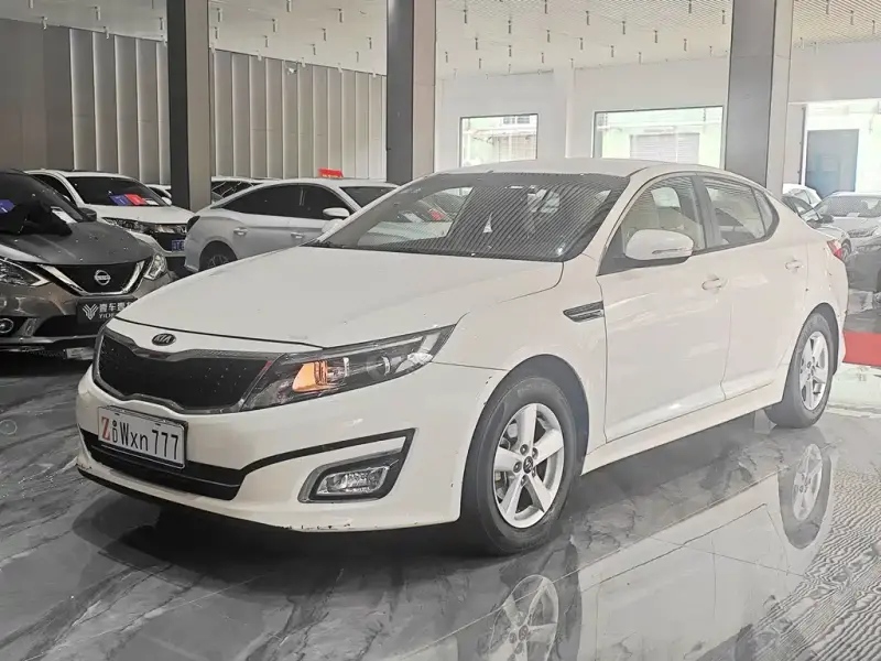 Kia K5, 2016