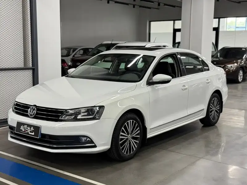 Volkswagen Sagitar, 2017