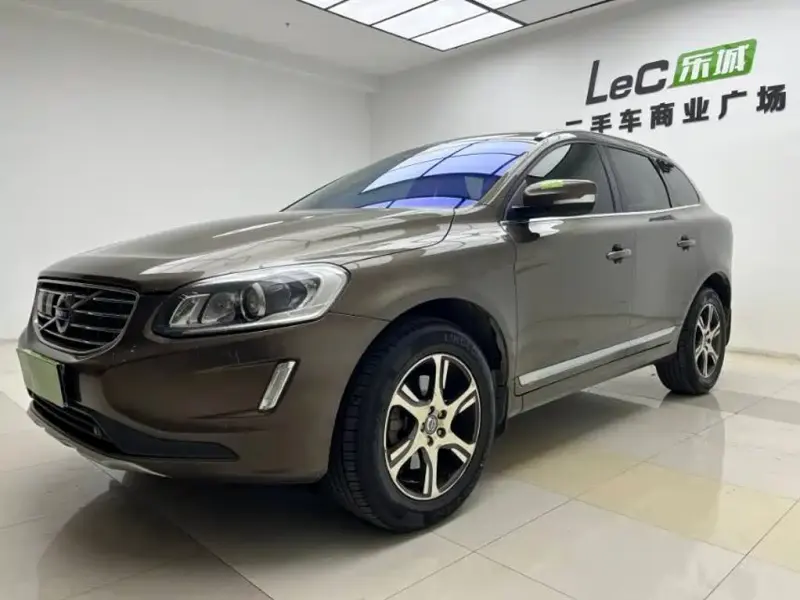 Volvo XC60, 2015
