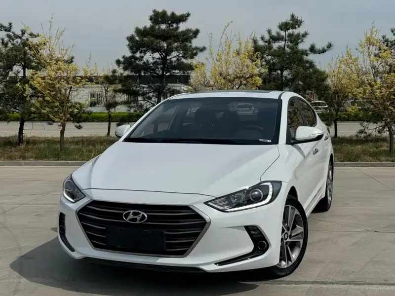 Hyundai Elantra, 2017