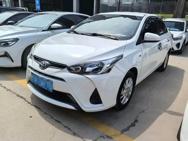 Toyota Yaris L, 2021