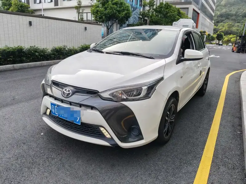 Toyota Yaris L, 2022