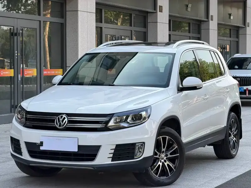 Volkswagen Tiguan, 2016 — фото 1
