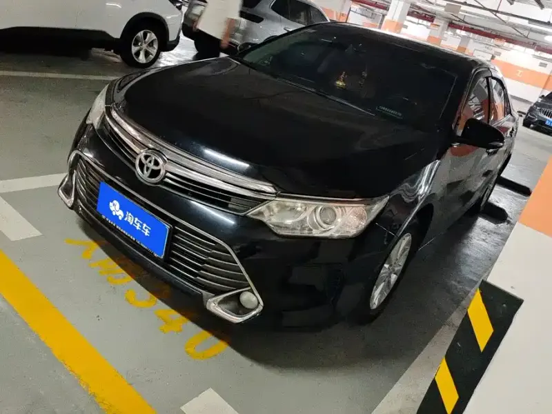 Toyota Camry, 2015