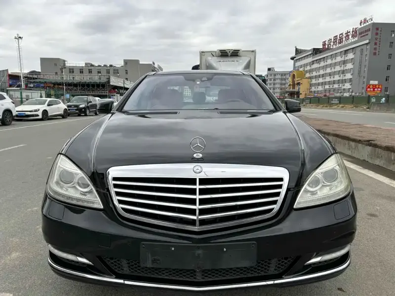 Mercedes-Benz S-Class, 2010
