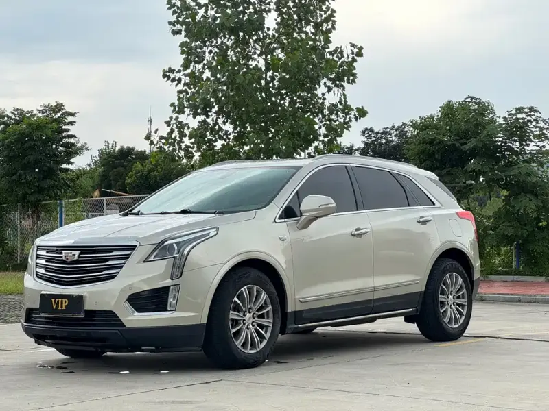 Cadillac XT5, 2017 — фото 1