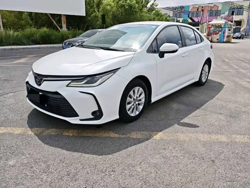 Toyota Corolla, 2023 — фото 1