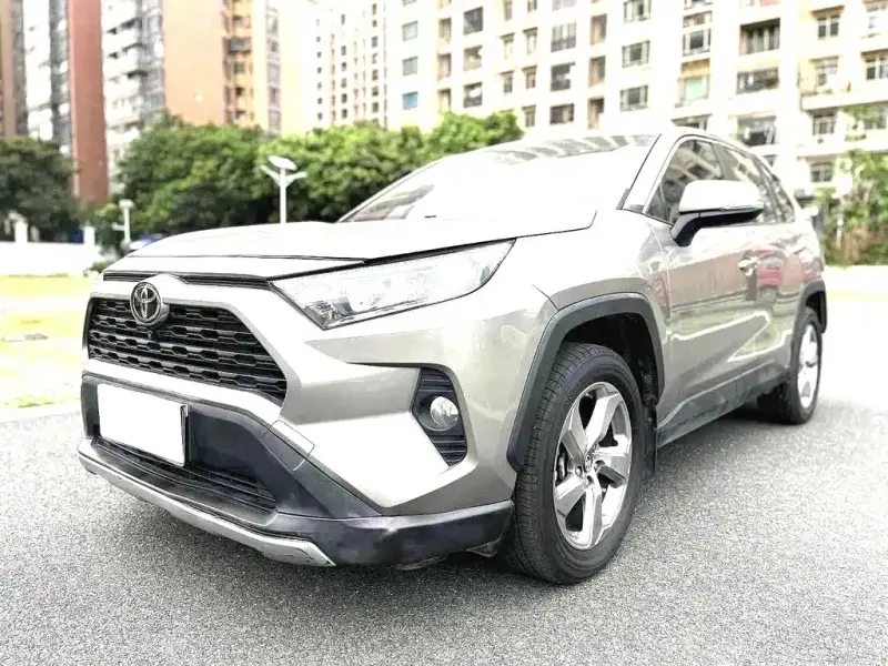 Toyota RAV4, 2021