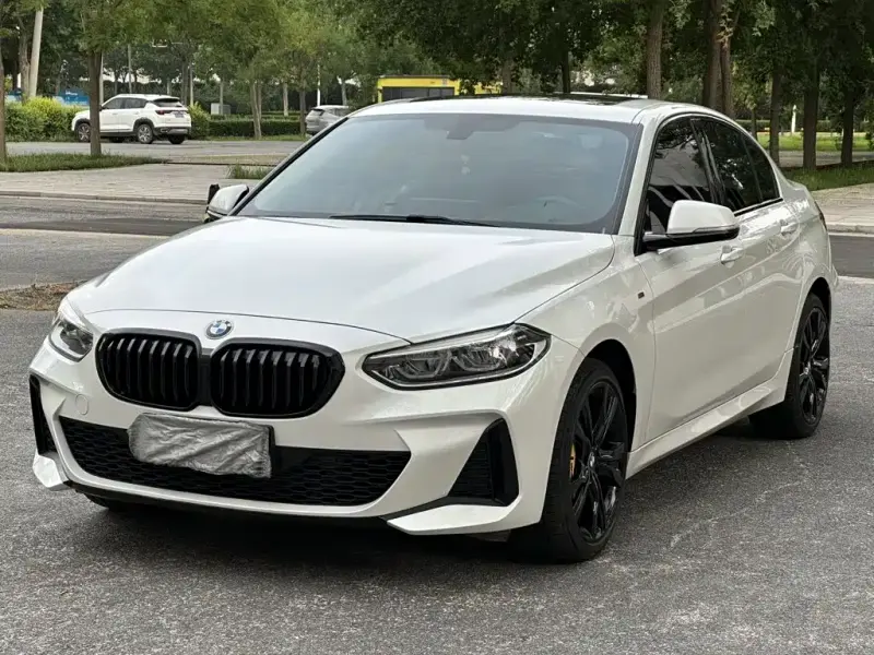 BMW 1 Series, 2021