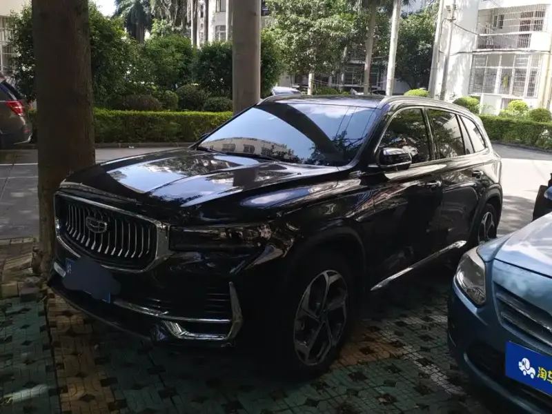 Geely Xingyue L, 2025