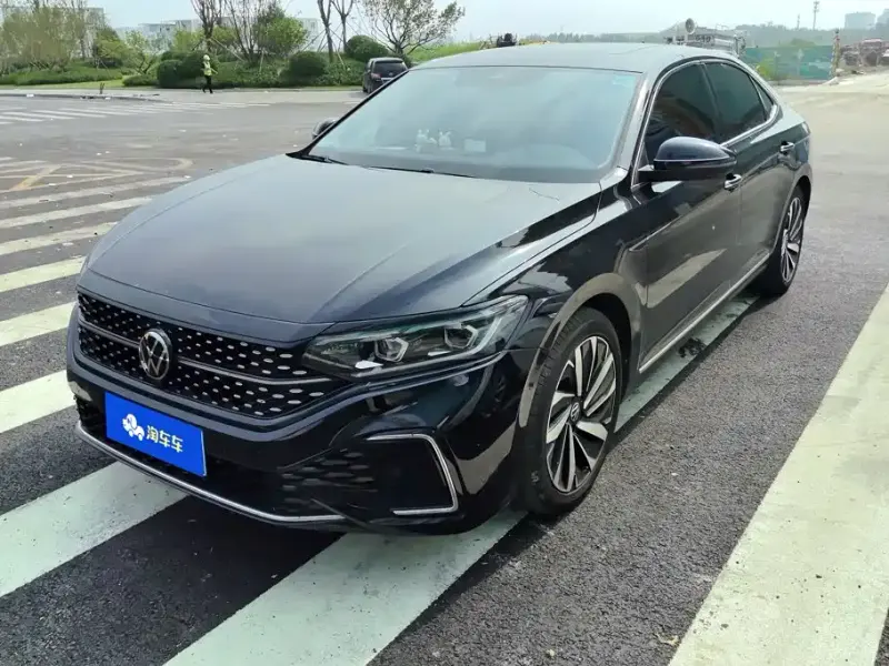 Volkswagen Passat, 2021