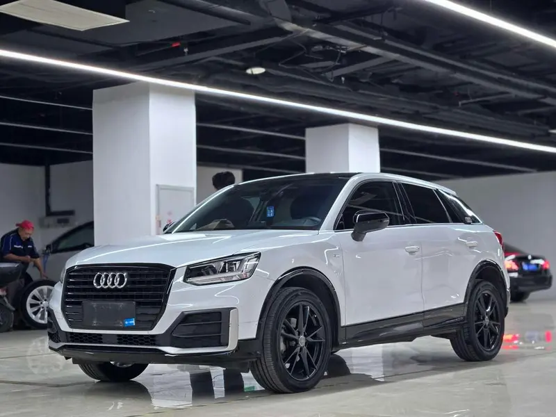 Audi Q2L, 2018