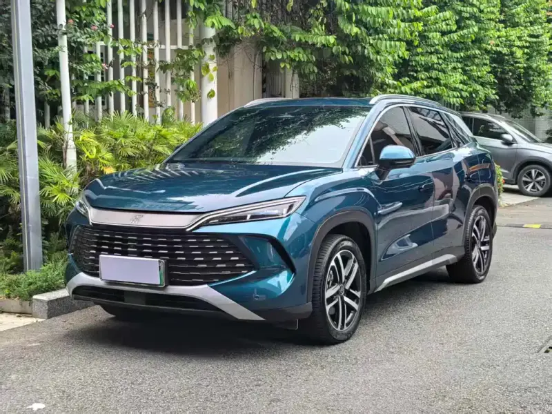 BYD L DM-i, 2025 — фото 1