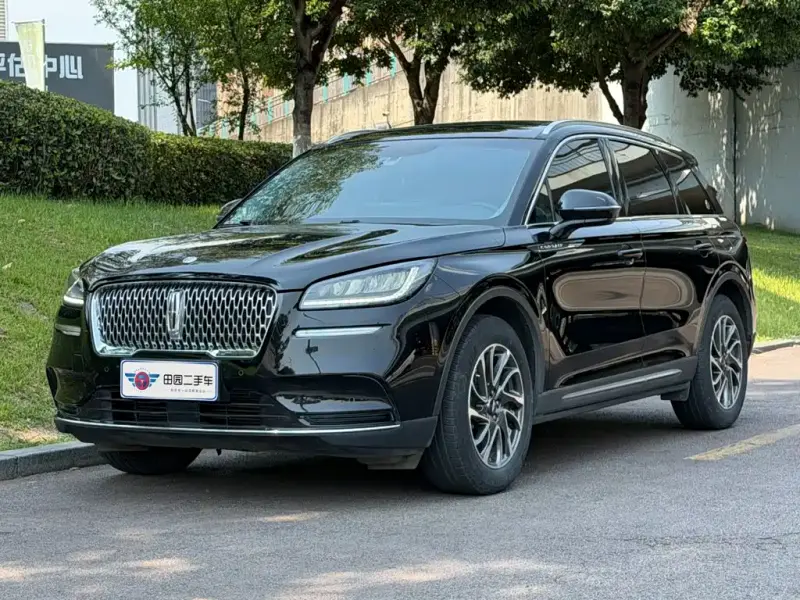 Lincoln Corsair, 2022