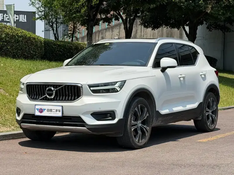 Volvo XC40, 2021